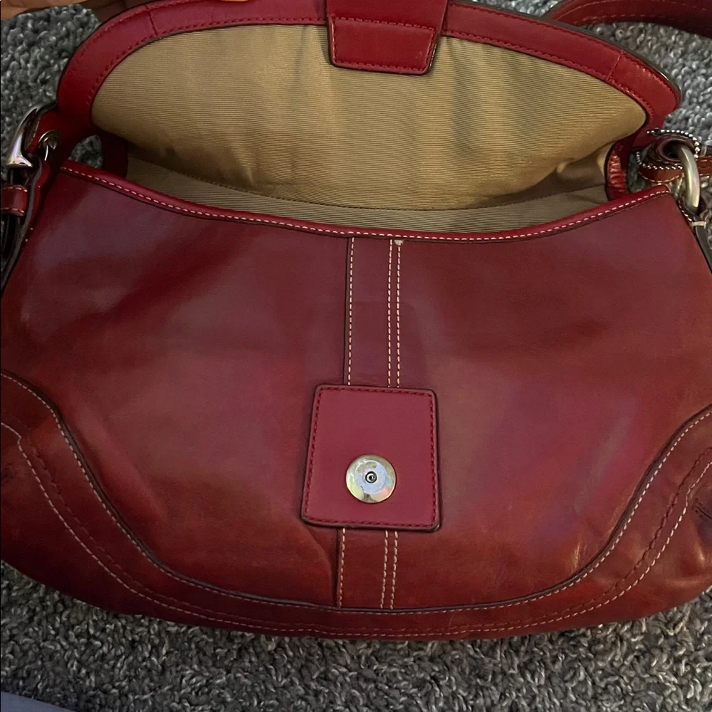 🍒 Rare Vintage Red Coach Soho with Buckle - Picture 9 of 11